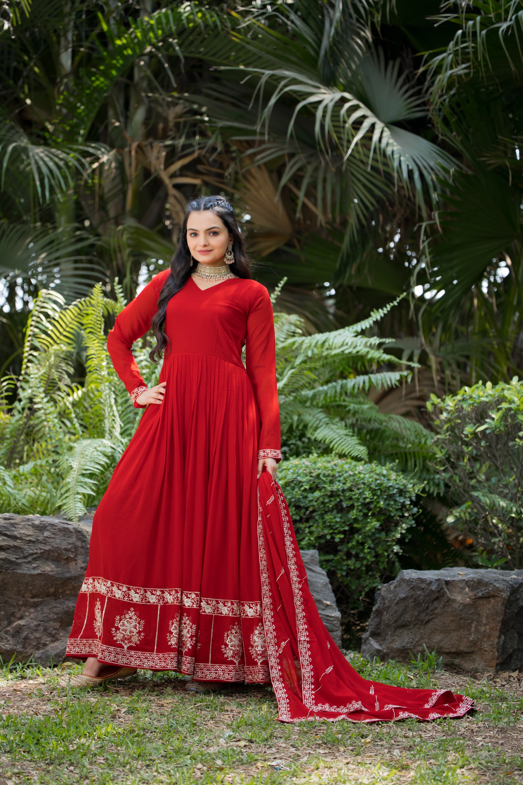 Ethnic Faux Blooming With Multi-Sequins Embroidered Work Kurti Dupatta - Image 3