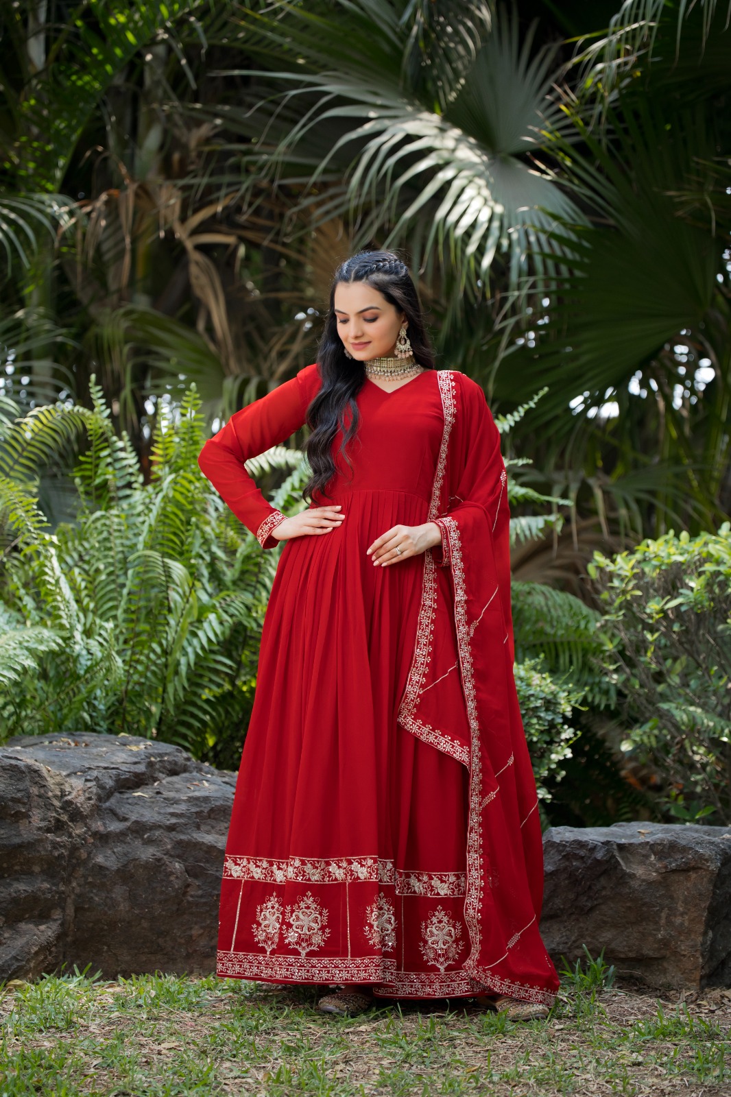 Ethnic Faux Blooming With Multi-Sequins Embroidered Work Kurti Dupatta - Image 7