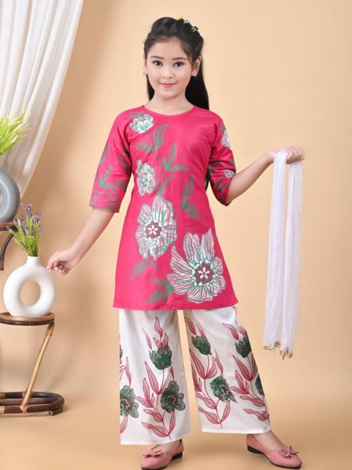 Beautiful Rayon With Print Kids Kurti Pant And Dupatta