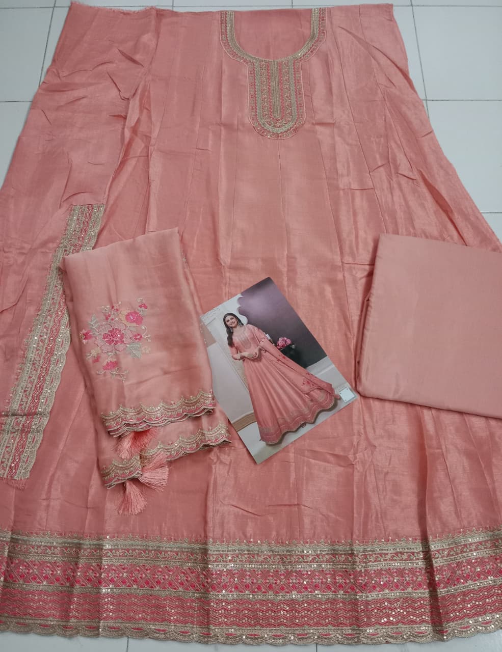 Hot Selling Moonga Silk With Zari Embroidery Salwar Suit - Image 7