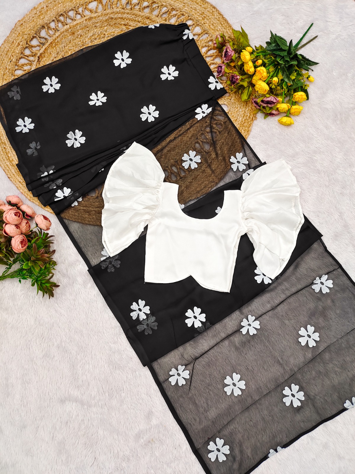 Hot Selling Faux Georgette With Foil Print Kids Saree - Image 2