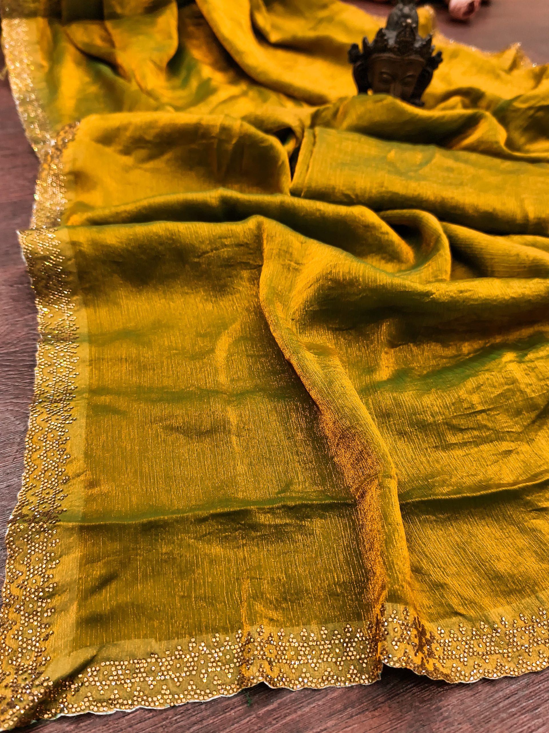 Occasional Wear Fendy Chiffon With Diamond Work Saree - Image 3