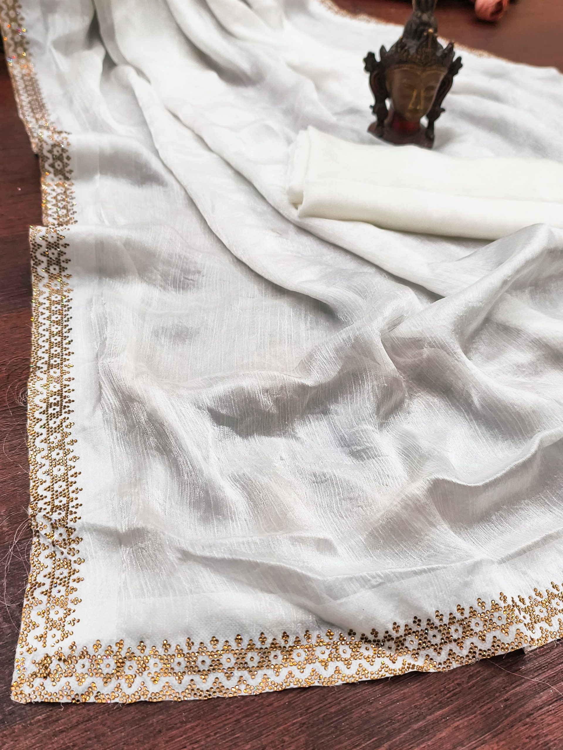 Occasional Wear Fendy Chiffon With Diamond Work Saree - Image 9