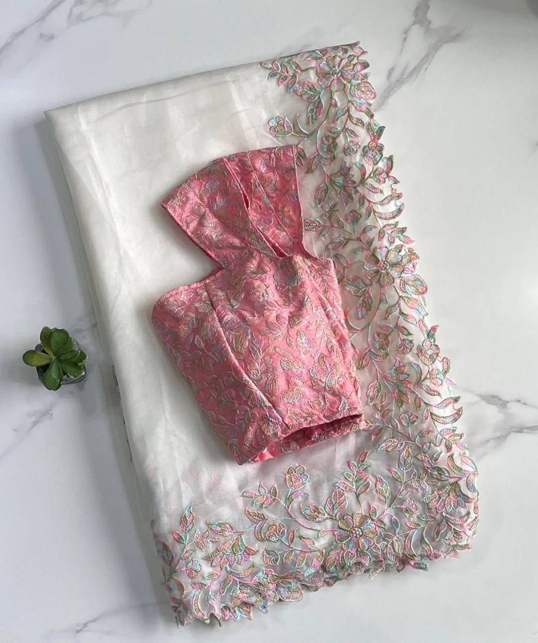 New Designer Tebby Organza Silk With Thread Embroidery Saree - Image 3