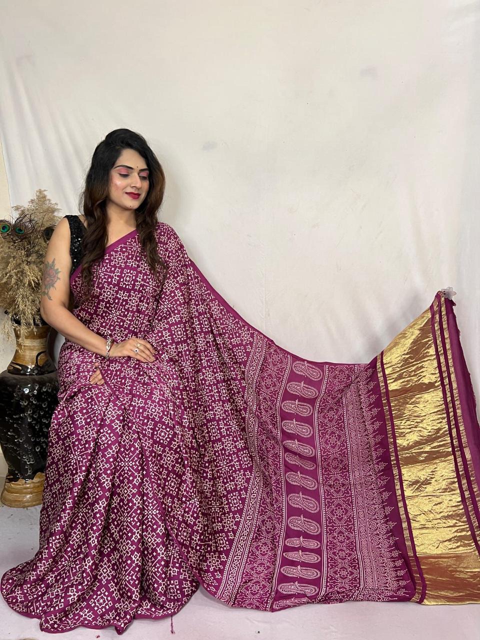 Most Trending Gaji Silk With Bandhej Print Saree