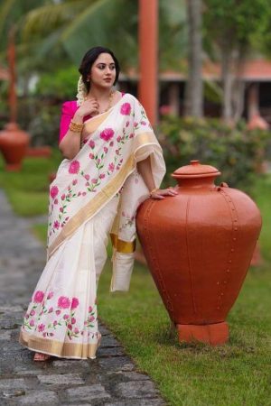 Beautiful Linen With Digital Print And Zari Work Saree