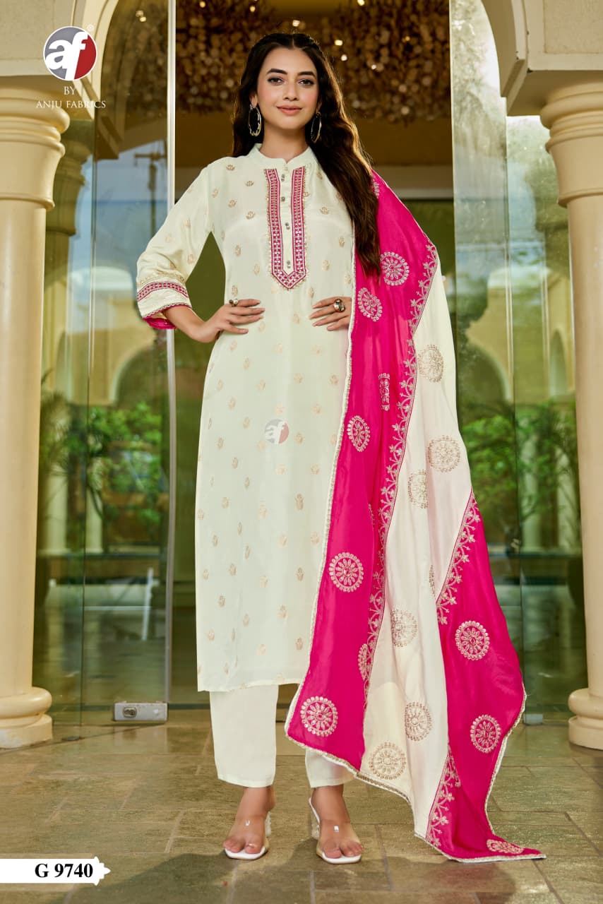 Casual Wear Dola Silk With Jacquard Kurti Pant And Dupatta - Image 5