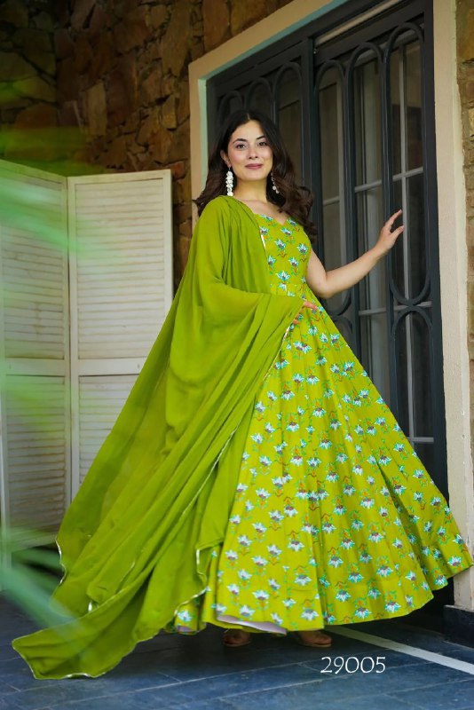 High Quality Heavy Georgette With Digital Print Work Gown - Image 12