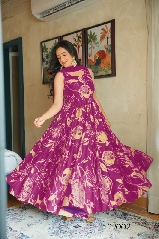 High Quality Heavy Georgette With Digital Print Work Gown - Image 5